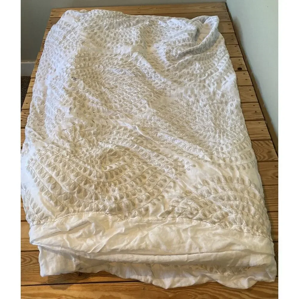 Restoration Hardware Embroidered Linen Duvet King Size 102x80 White Damaged